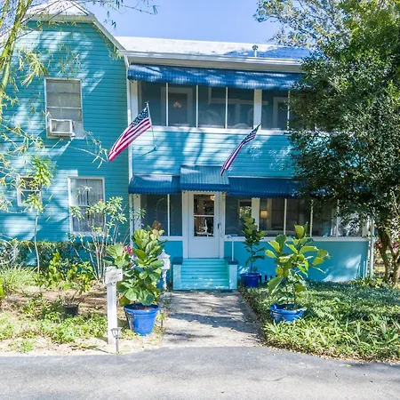 The Estate At Mt Dora Hotel